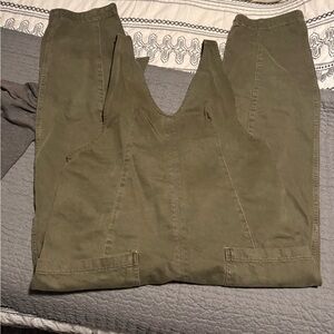 WE THE FREE HIGH ROLLER JUMPSUIT SMALL OLIVE